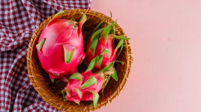 Buah naga merah kaya antioksidan