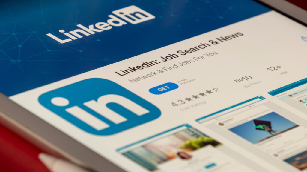 LinkedIn Job Search Features yang Powerful