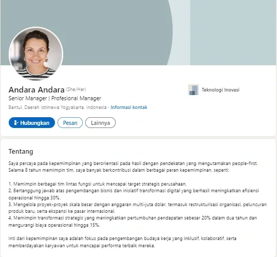 contoh foto profil profesional LinkedIn yang menarik recruiter