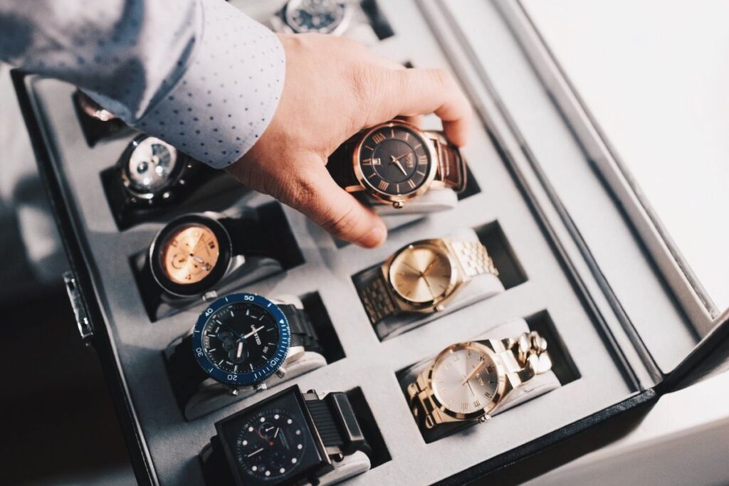 kenapa orang kaya hobi koleksi barang mewah